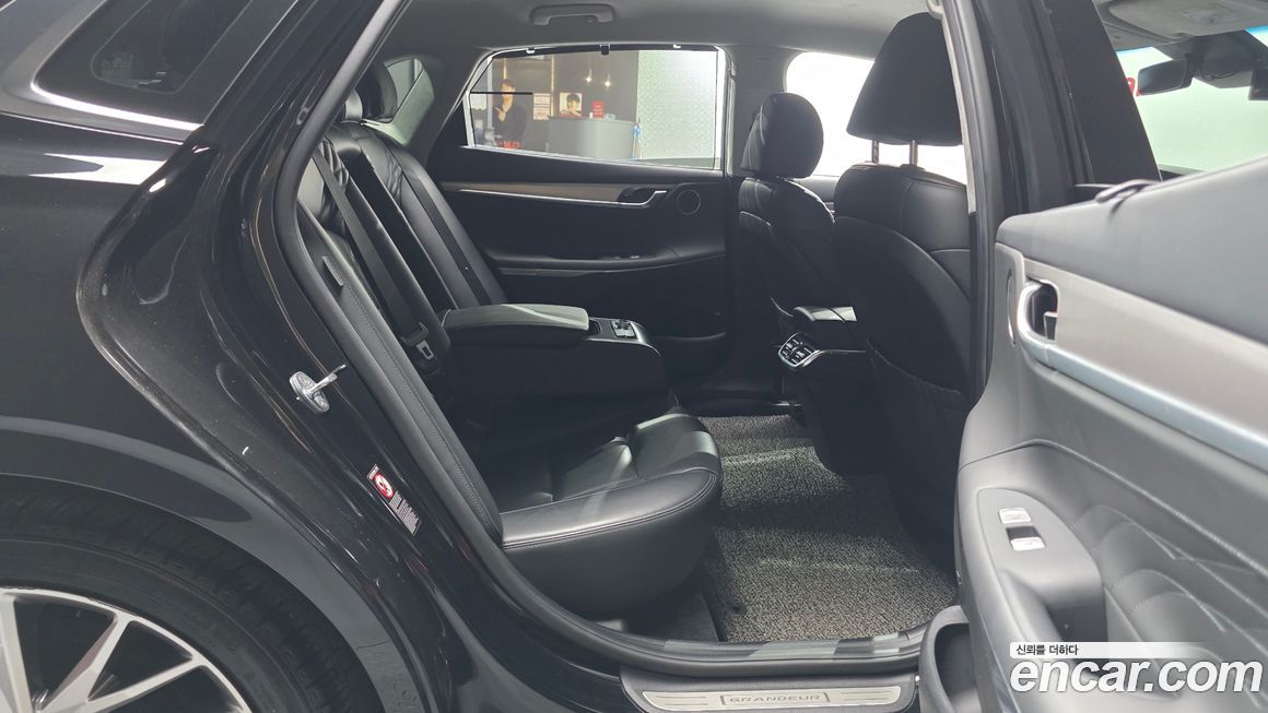 Hyundai Grandeur 2021