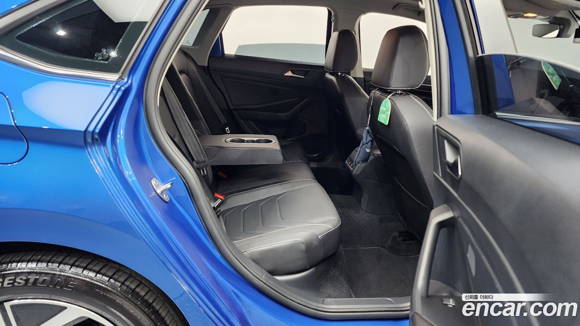 Volkswagen Jetta 2023