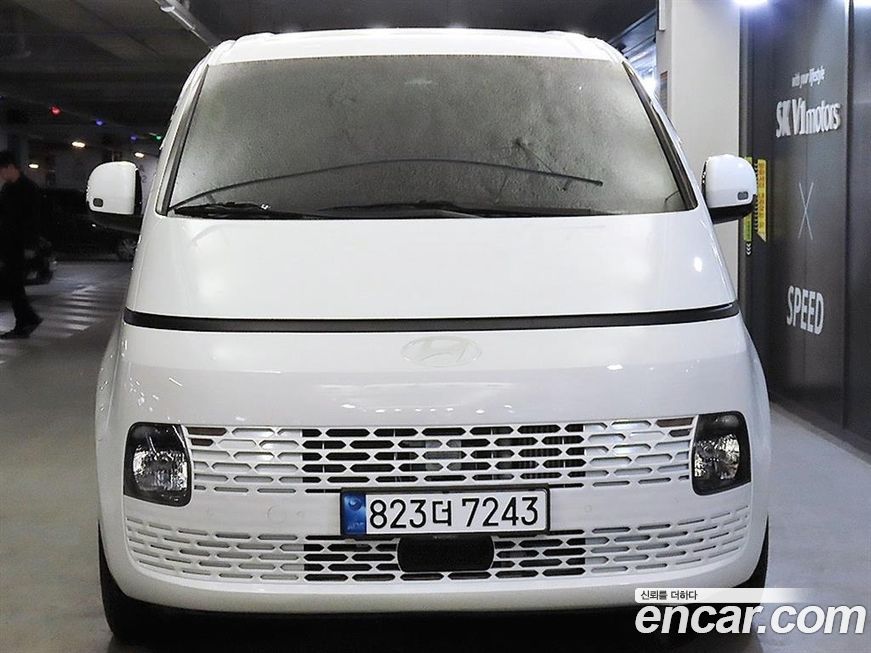 Hyundai Staria 2025