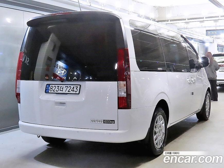 Hyundai Staria 2025