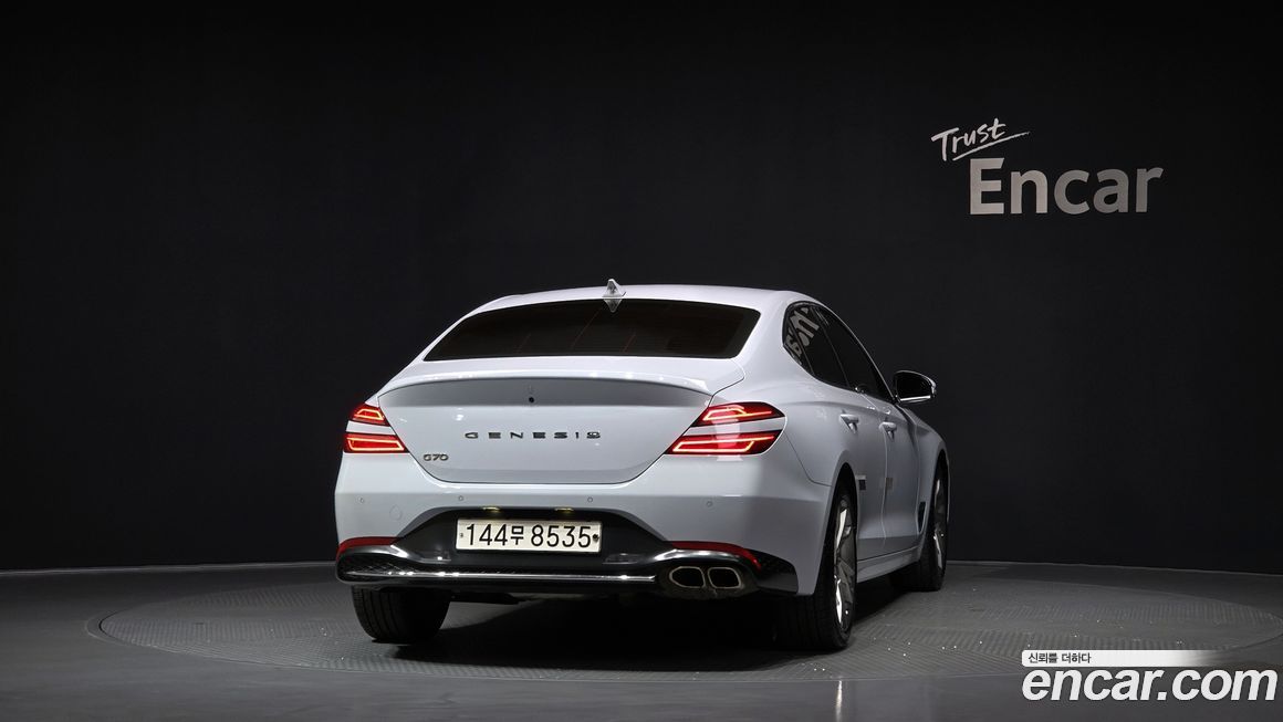 Genesis G70 2021