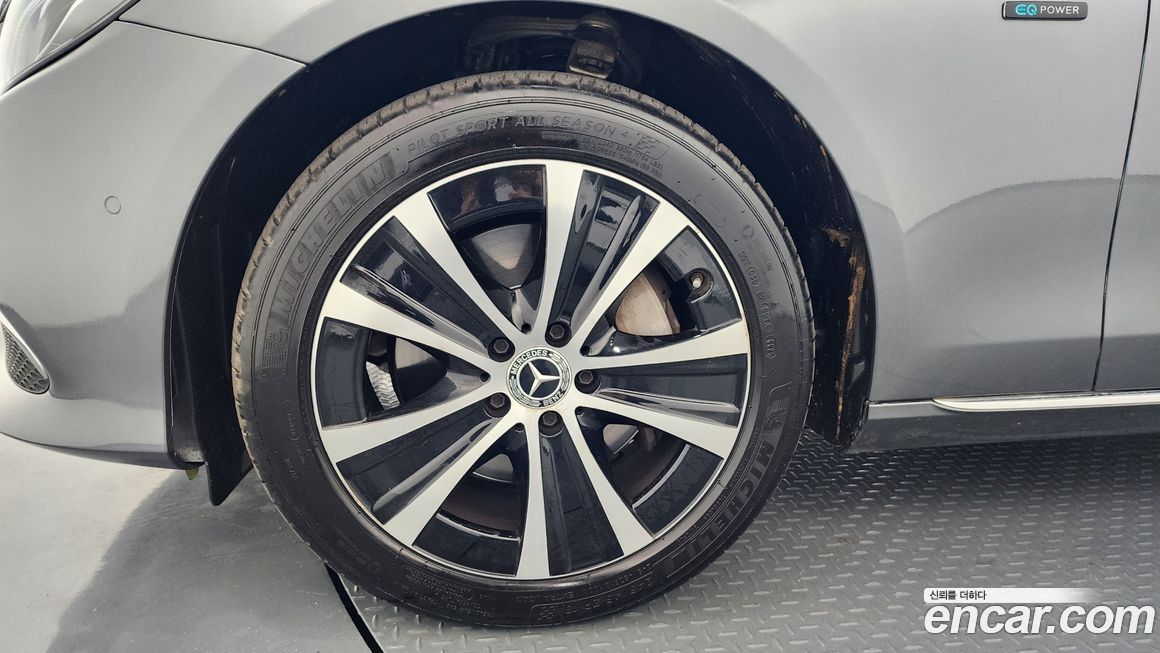 Mercedes-Benz E-Class 2020