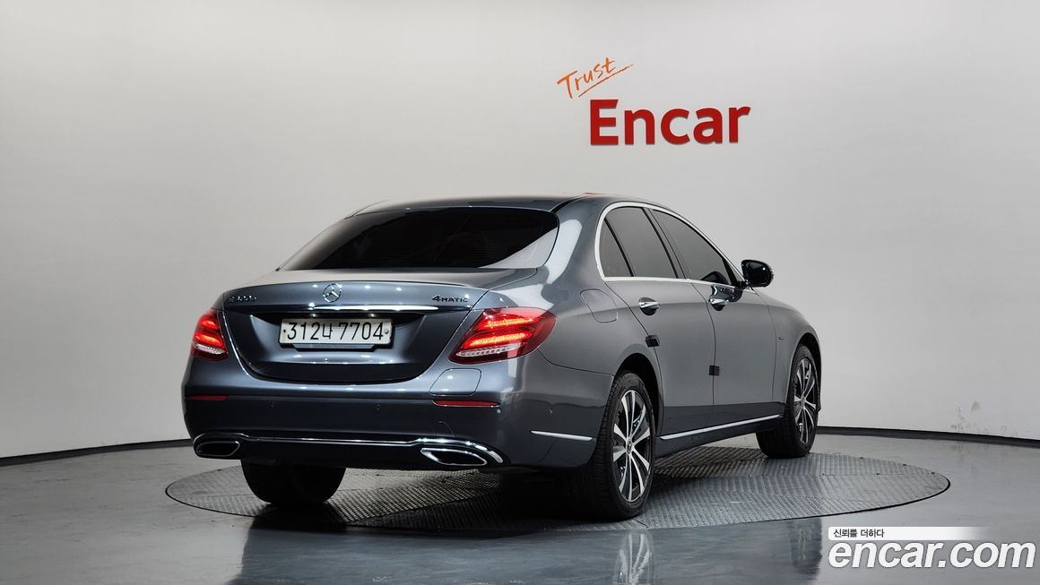 Mercedes-Benz E-Class 2020