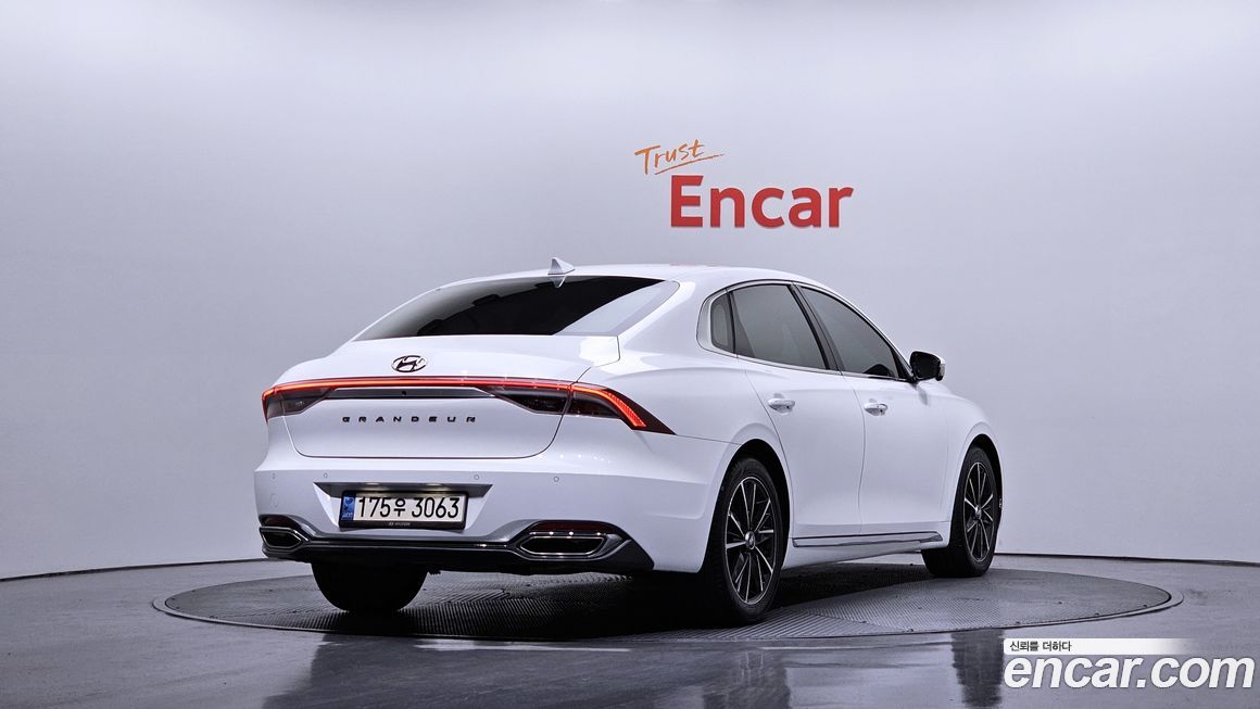 Hyundai Grandeur 2022