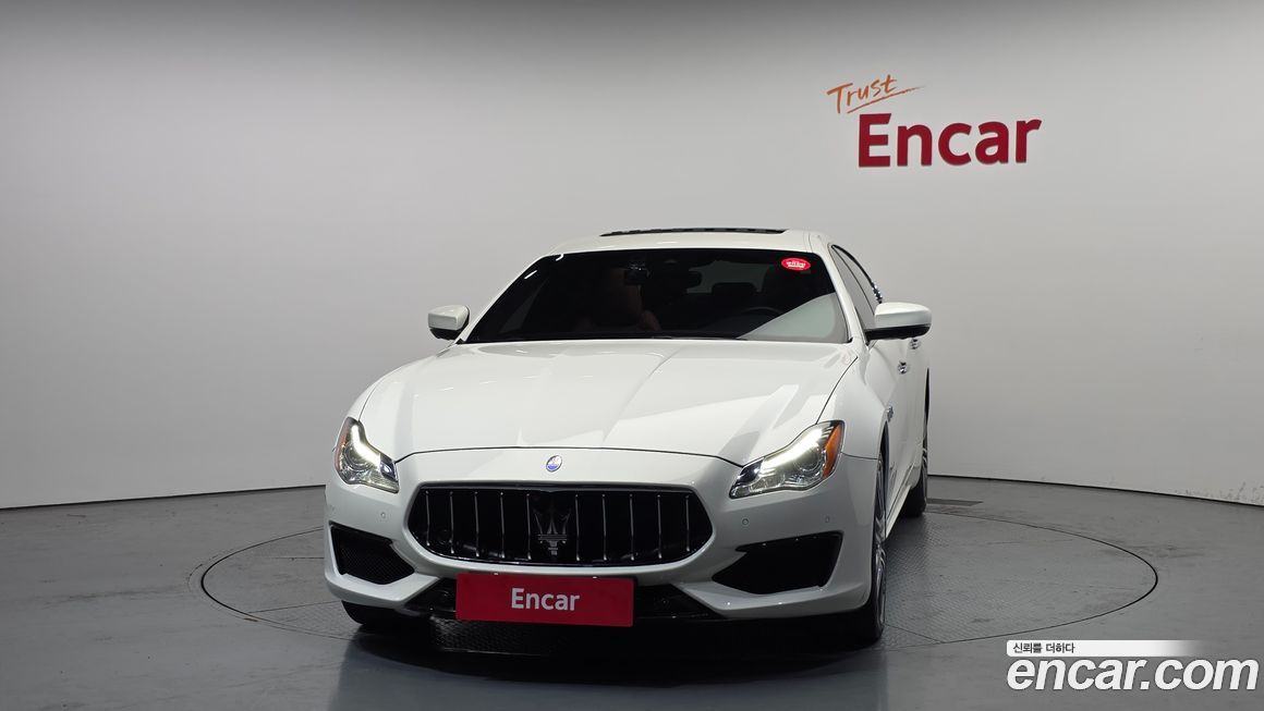 Maserati Quattroporte 2017