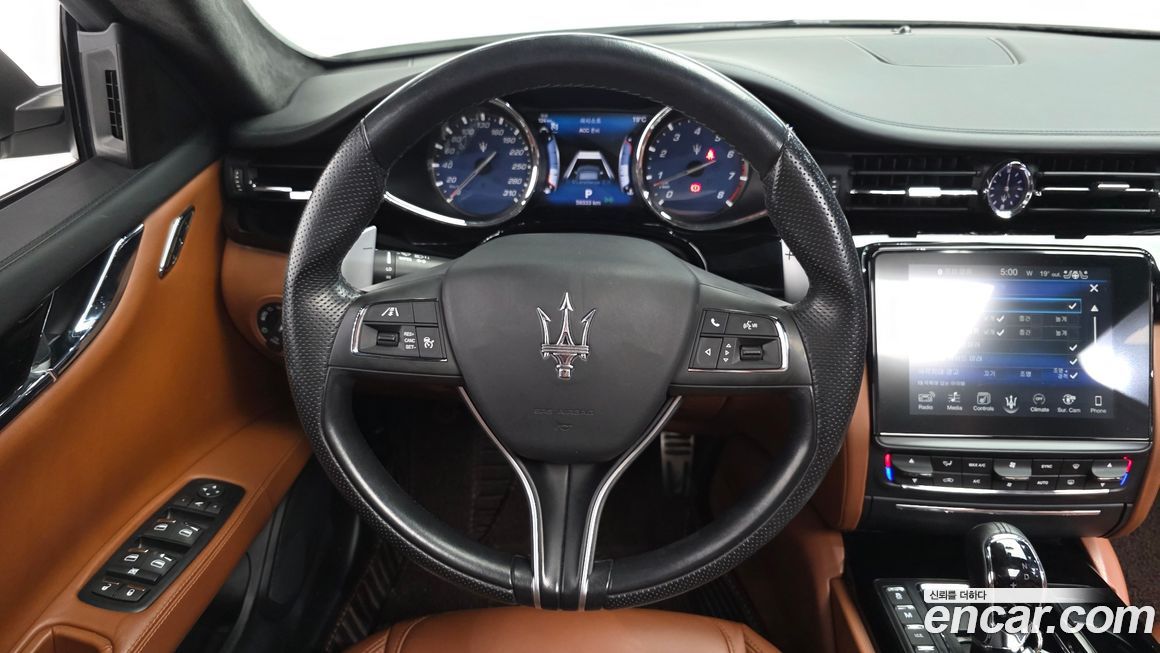 Maserati Quattroporte 2017