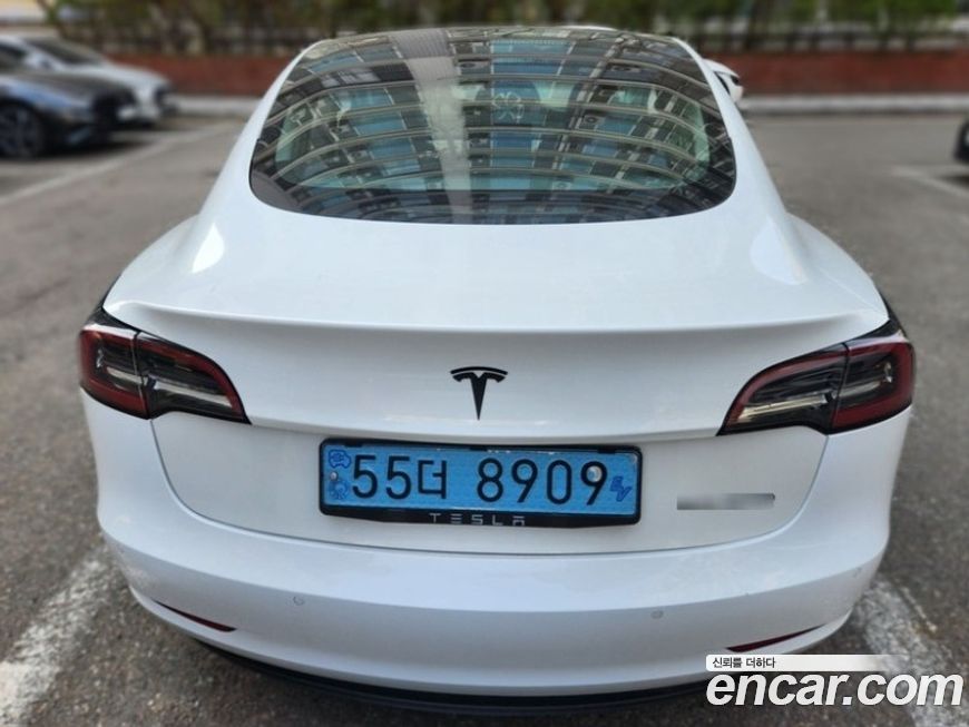 Tesla Model 3 2021