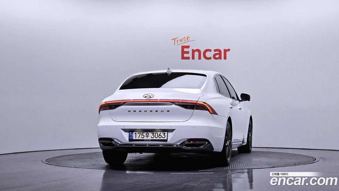 Hyundai Grandeur 2022