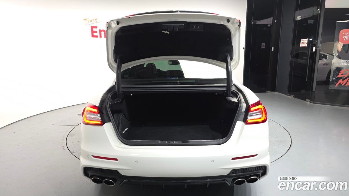 Maserati Quattroporte 2017