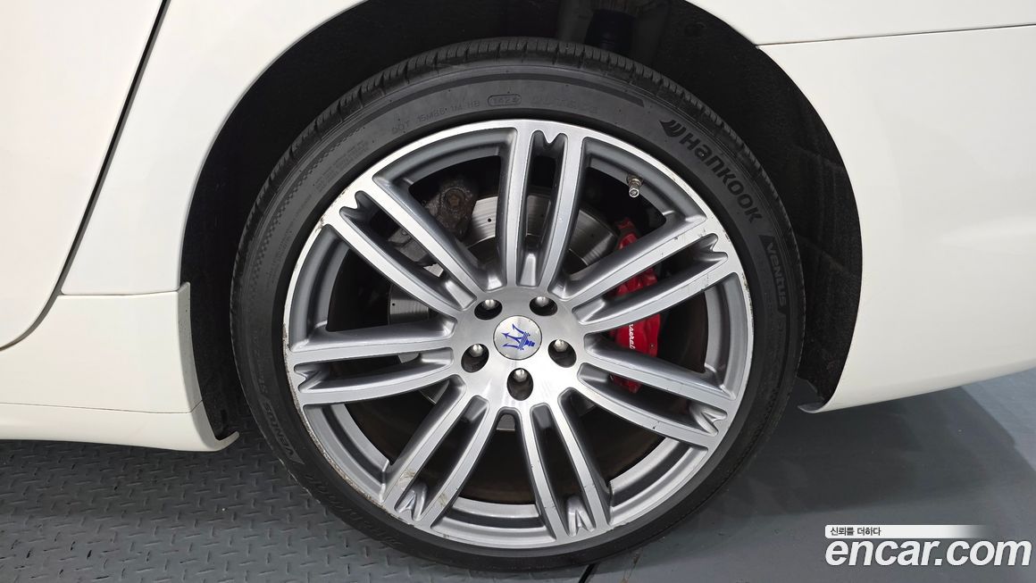 Maserati Quattroporte 2017