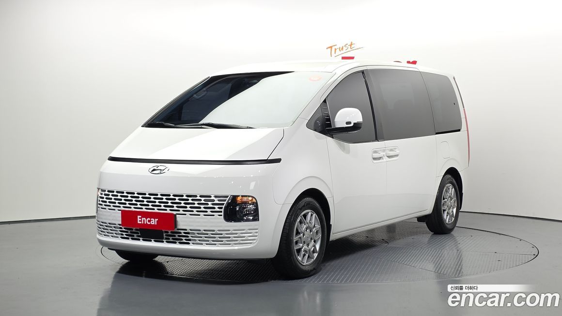 Hyundai Staria 2022