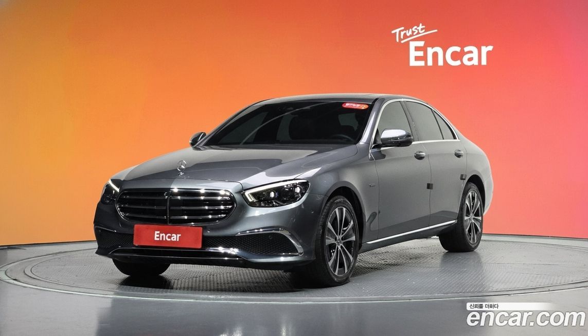 Mercedes-Benz E-Class 2021