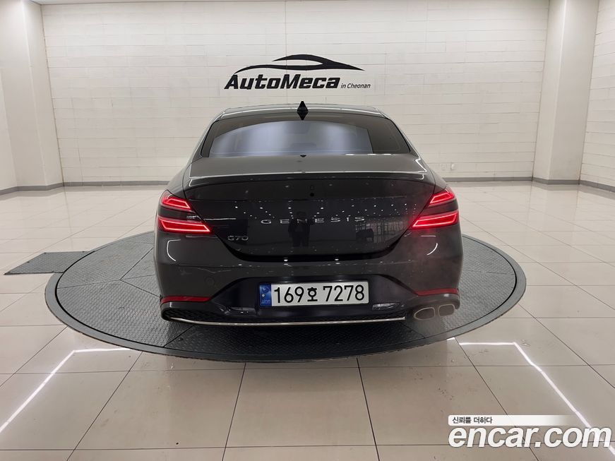 Genesis G70 2022