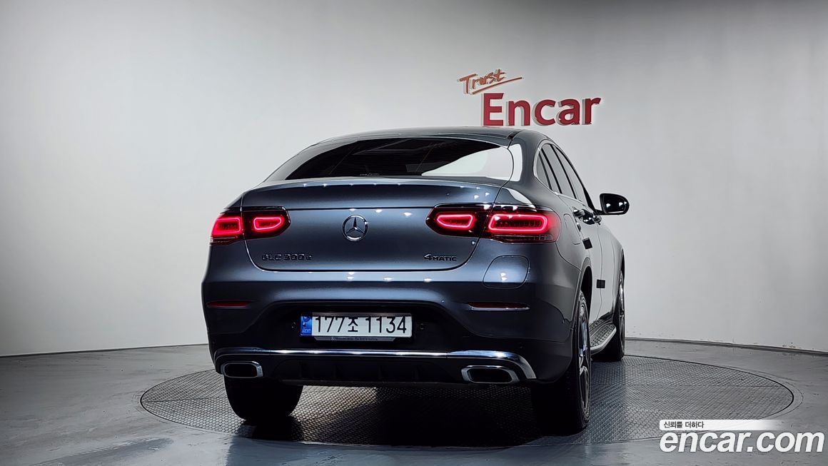 Mercedes-Benz GLC-Class 2022