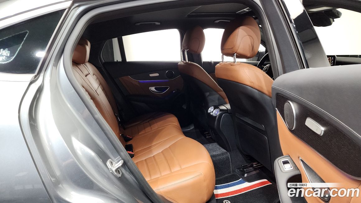 Mercedes-Benz GLC-Class 2022