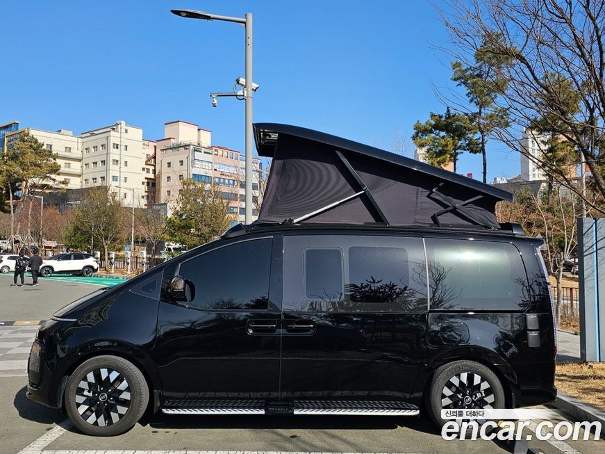Hyundai Staria 2025