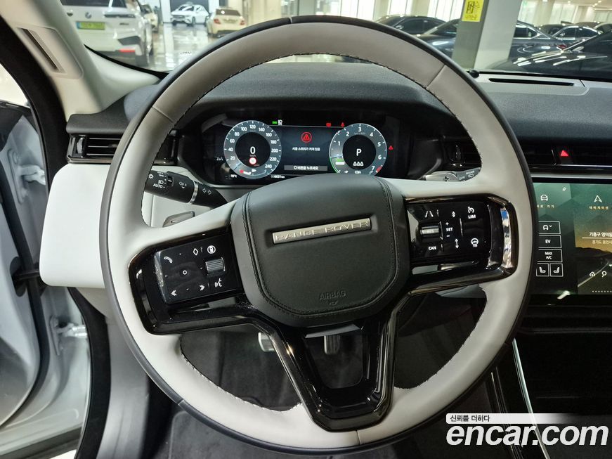 Land Rover Range Rover Velar 2025