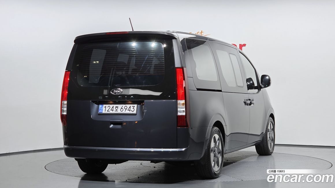 Hyundai Staria 2023