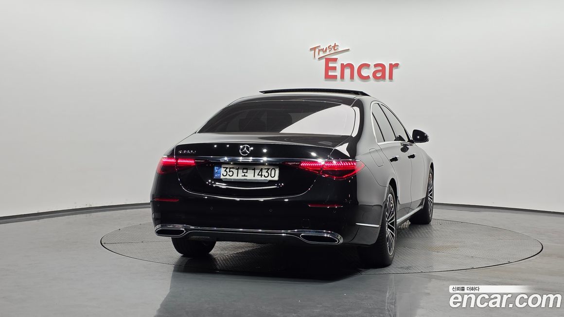 Mercedes-Benz S-Class 2022