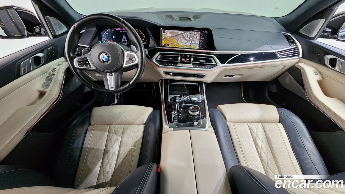 BMW X7 2021