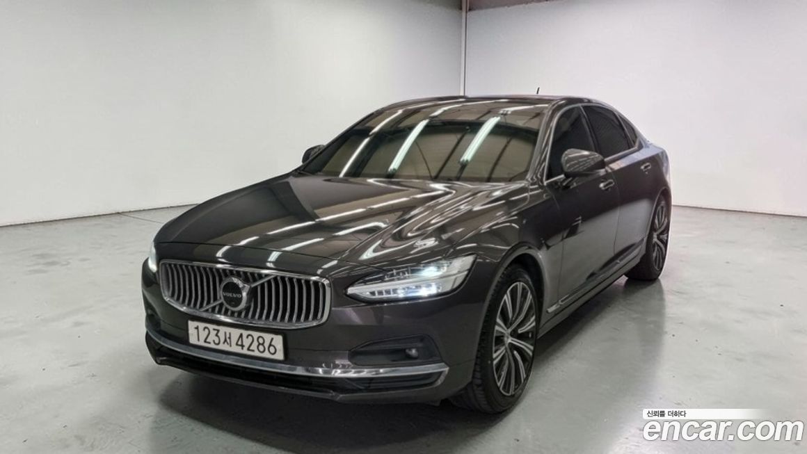 Volvo S90 2022