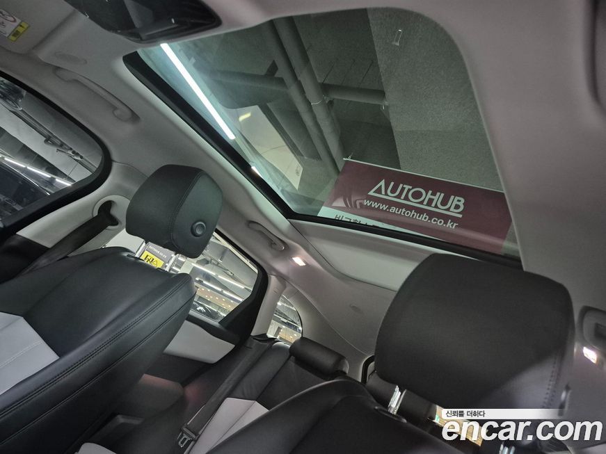 Land Rover Range Rover Velar 2025