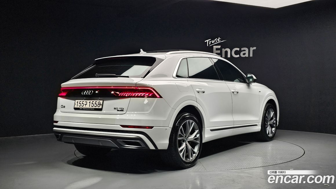 Audi Q8 2020