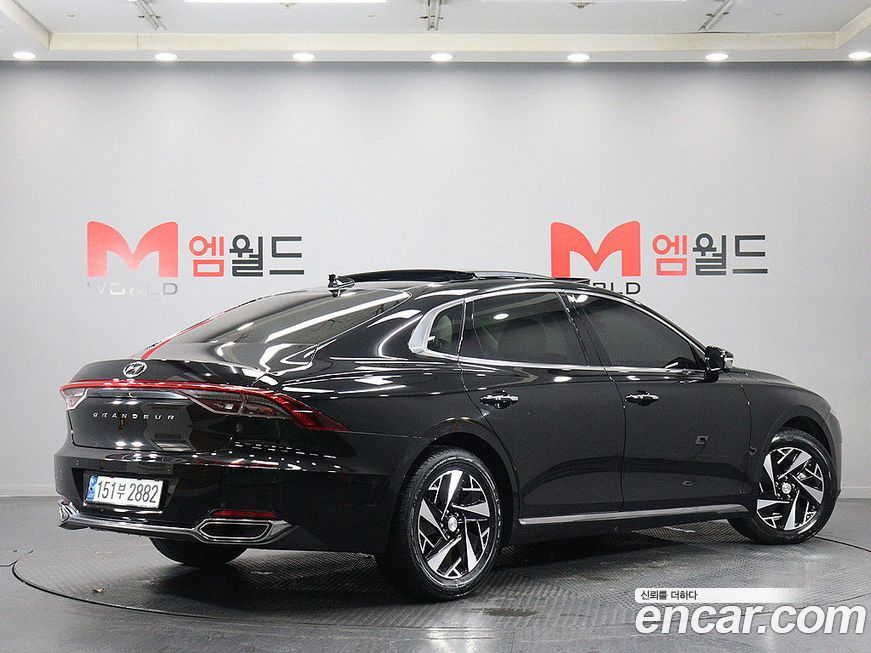 Hyundai Grandeur 2022