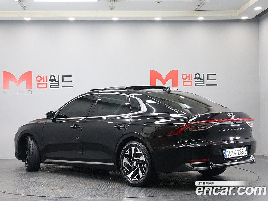 Hyundai Grandeur 2022