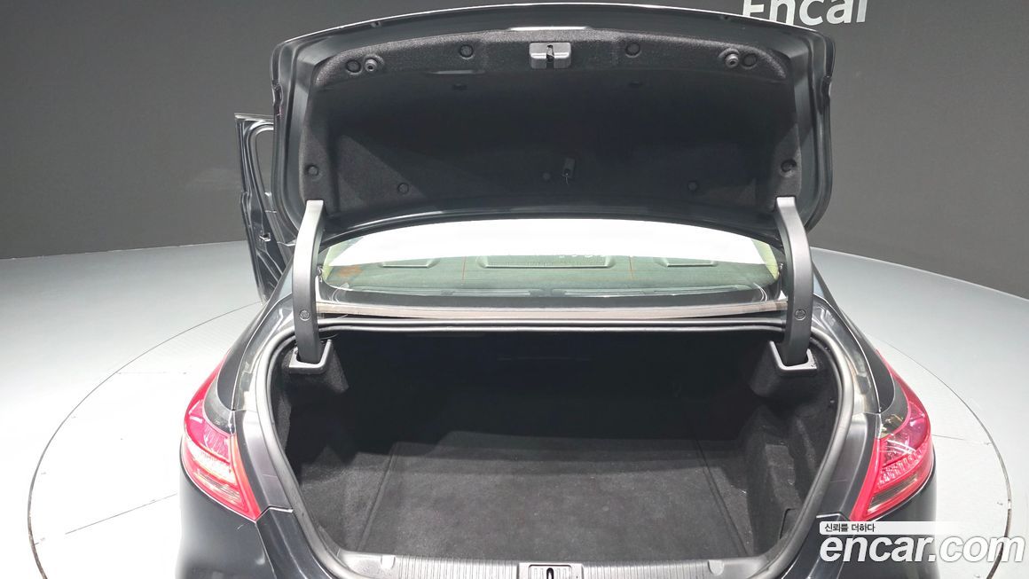 Renault-KoreaSamsung SM7 2012