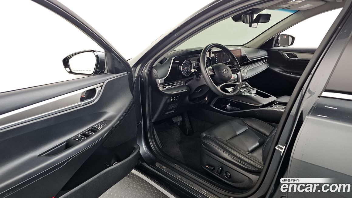 Hyundai Grandeur 2020