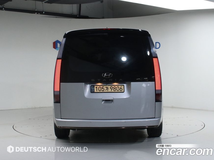 Hyundai Staria 2023