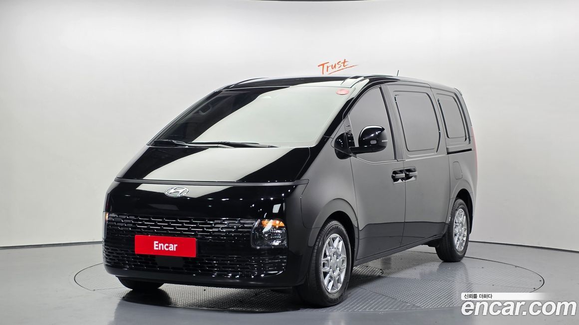 Hyundai Staria 2022