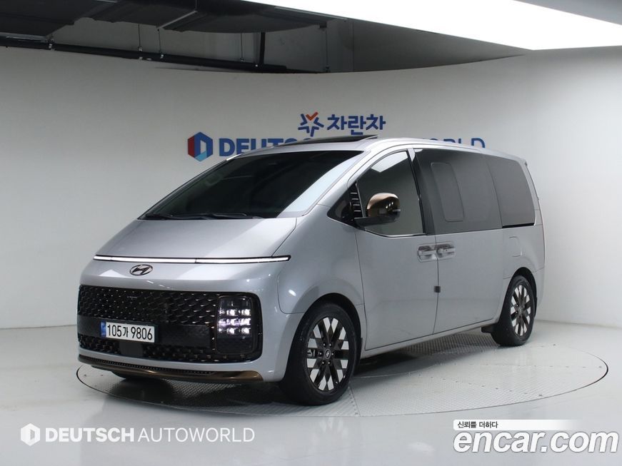 Hyundai Staria 2023