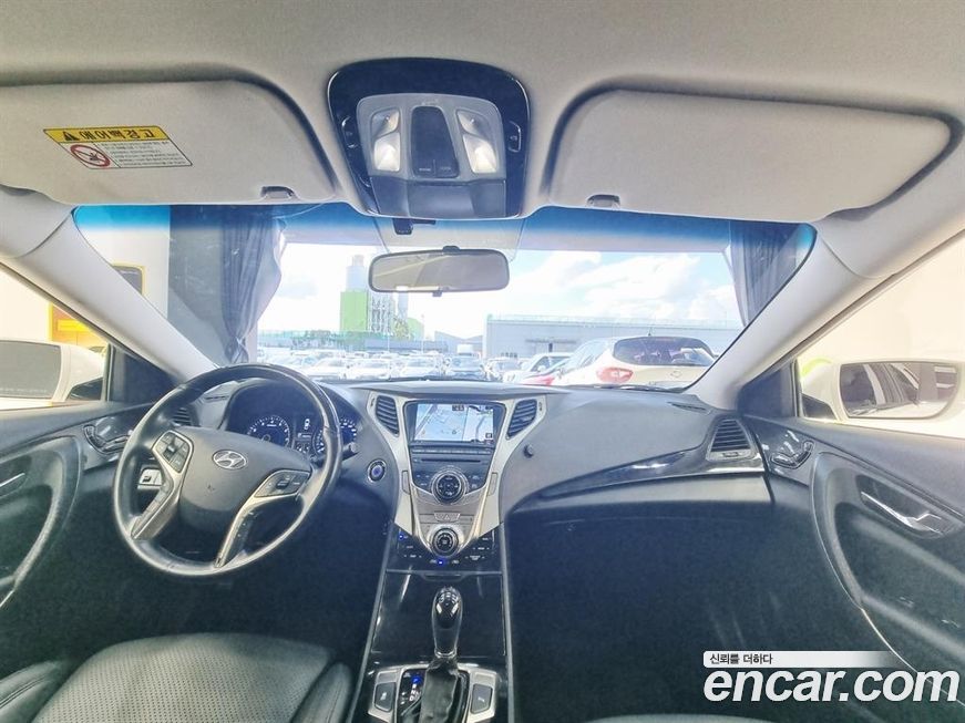 Hyundai Grandeur 2011