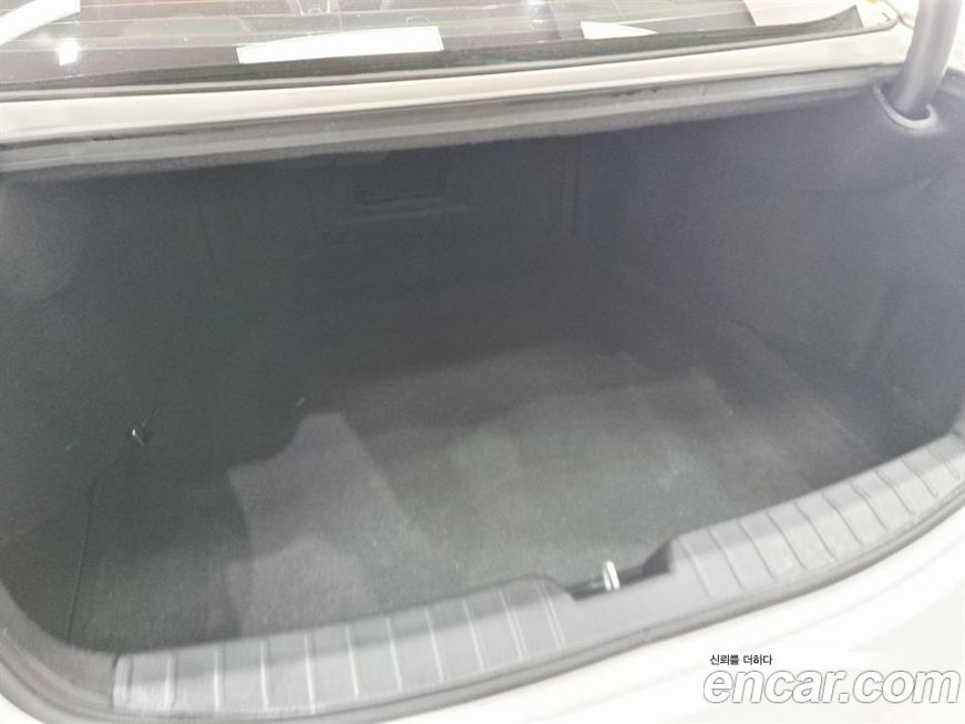 Hyundai Grandeur 2011