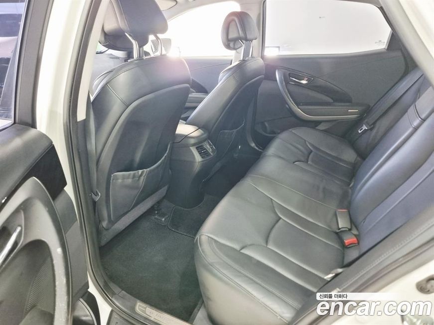 Hyundai Grandeur 2011