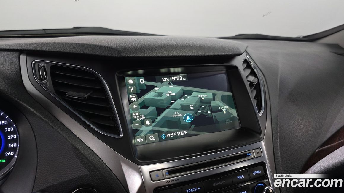 Hyundai Grandeur 2015