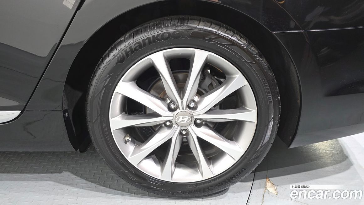 Hyundai Grandeur 2015