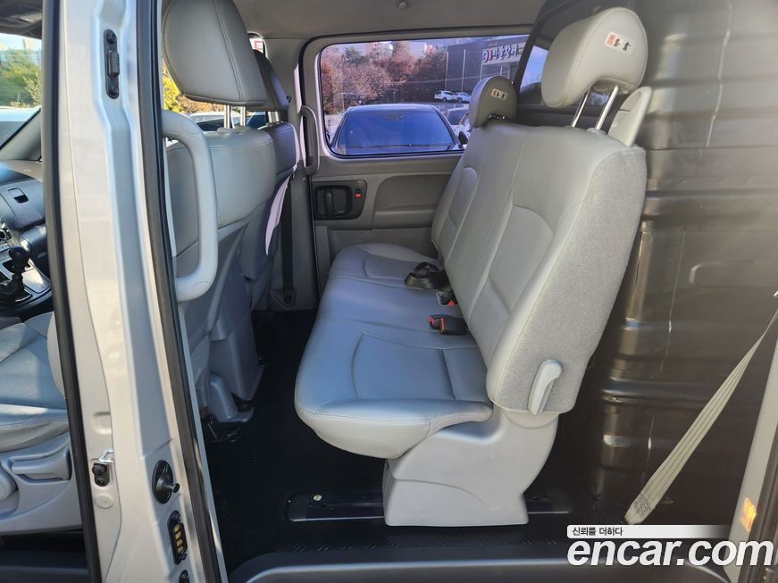 Hyundai Starex 2016