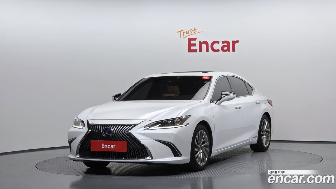 Lexus ES 2019