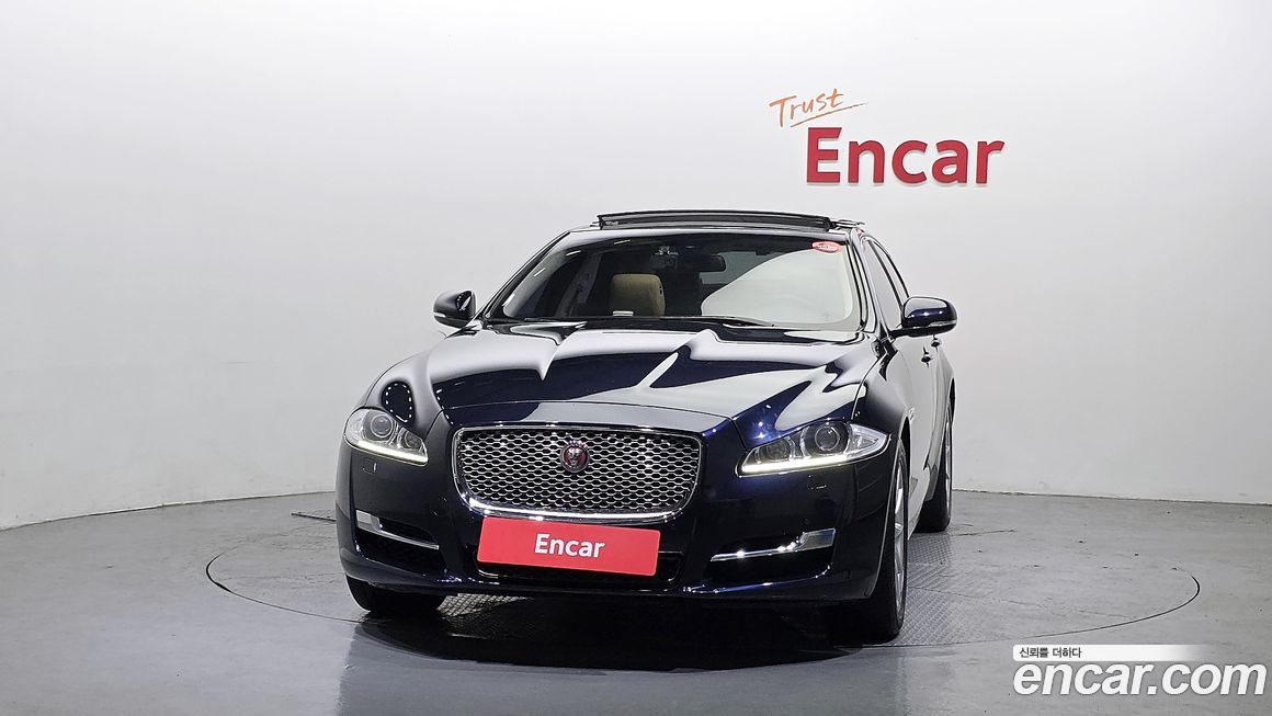 Jaguar XJ 2016