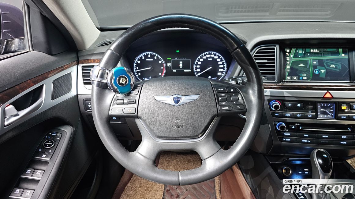 Hyundai Genesis 2016