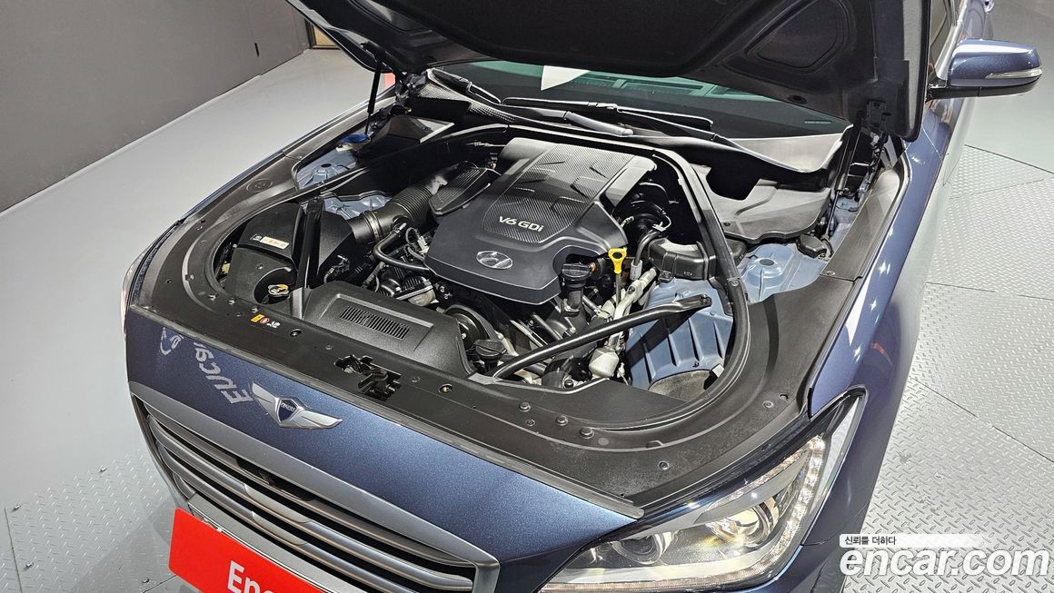 Hyundai Genesis 2016