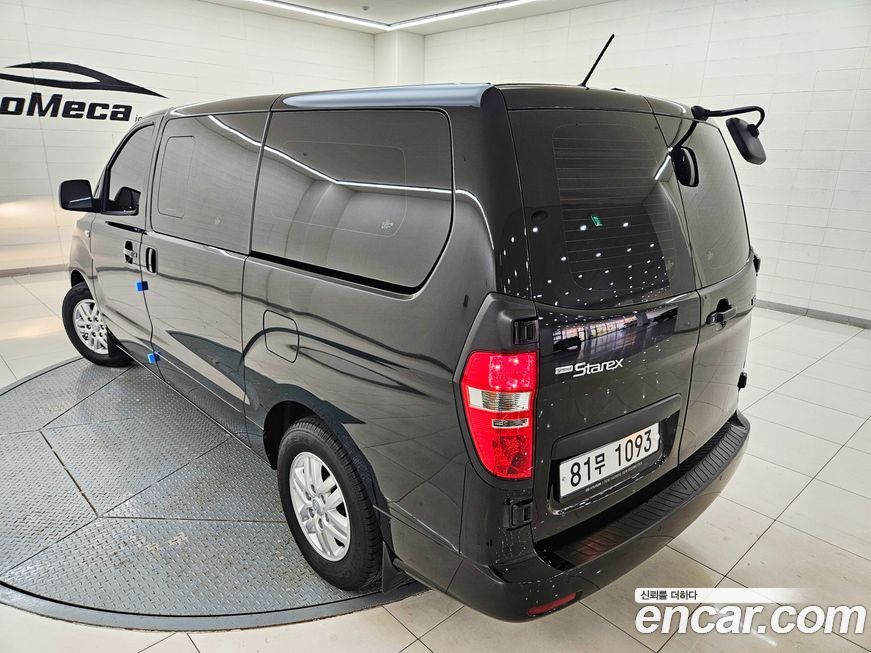 Hyundai Starex 2019
