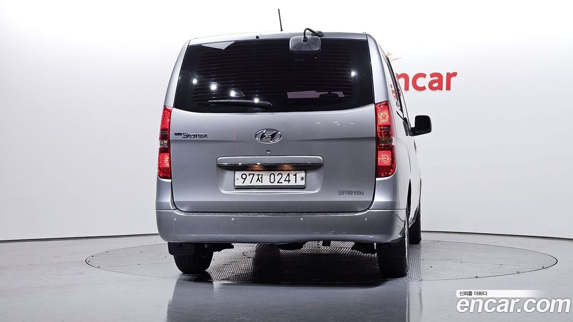 Hyundai Starex 2019