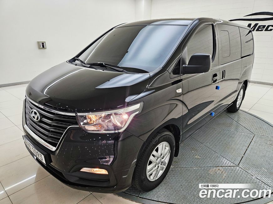 Hyundai Starex 2019