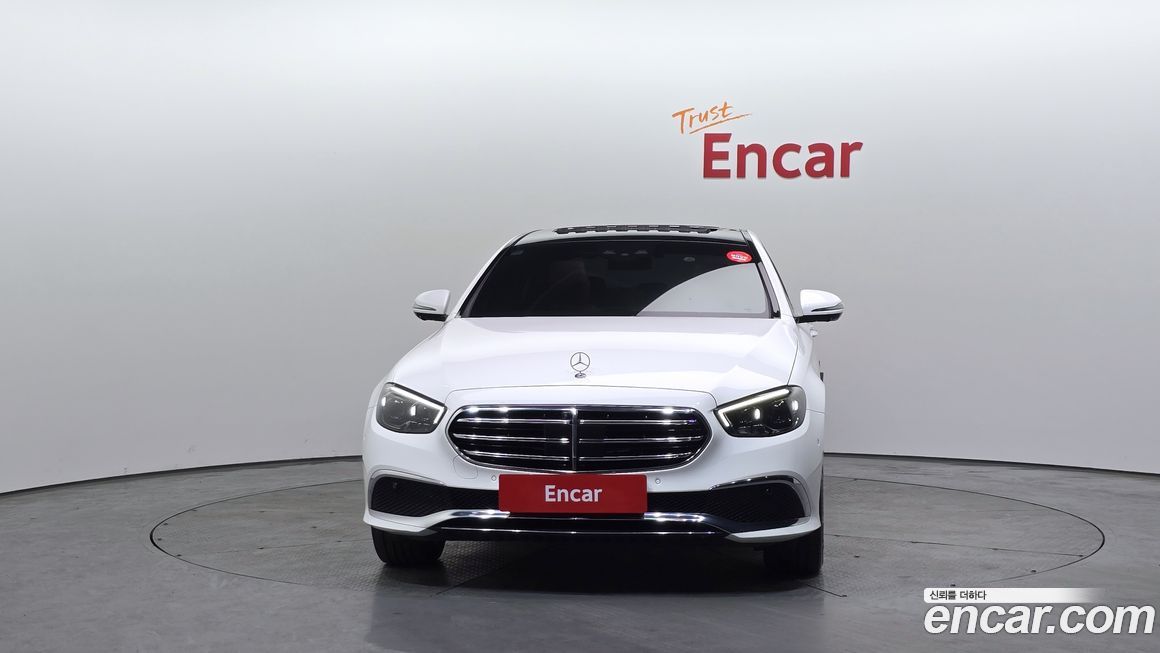 Mercedes-Benz E-Class 2021