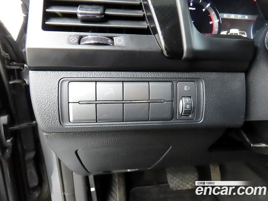 KG_Mobility_Ssangyong Rexton 2020