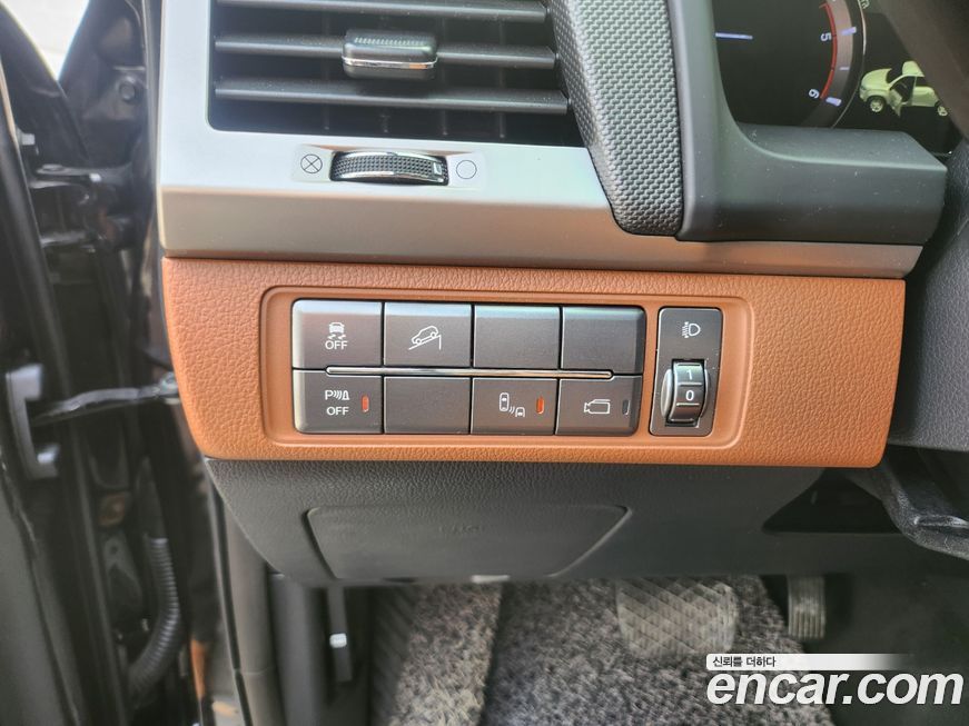 KG_Mobility_Ssangyong Rexton 2019